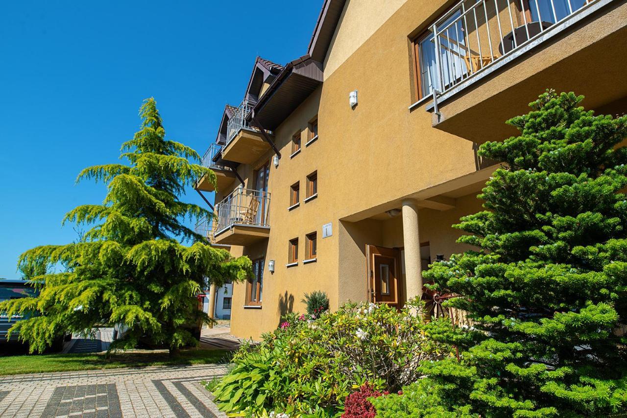 Hotel Seo Rewal Esterno foto