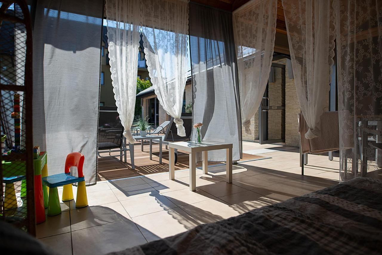 Hotel Seo Rewal Esterno foto